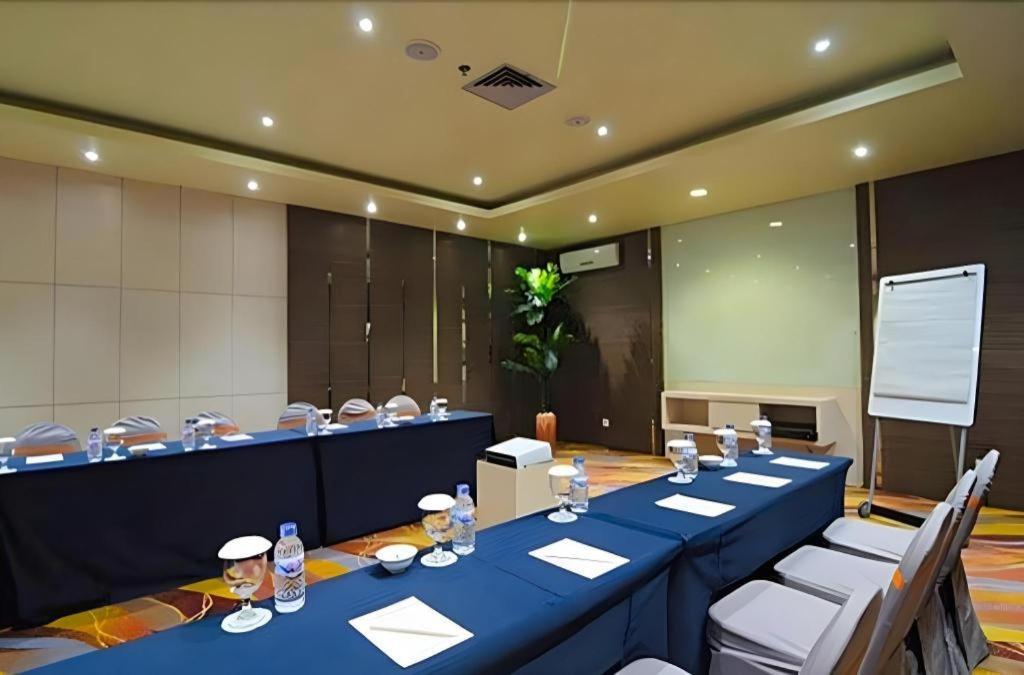 בנג'ארמאסין Aria Barito Hotel מראה חיצוני תמונה