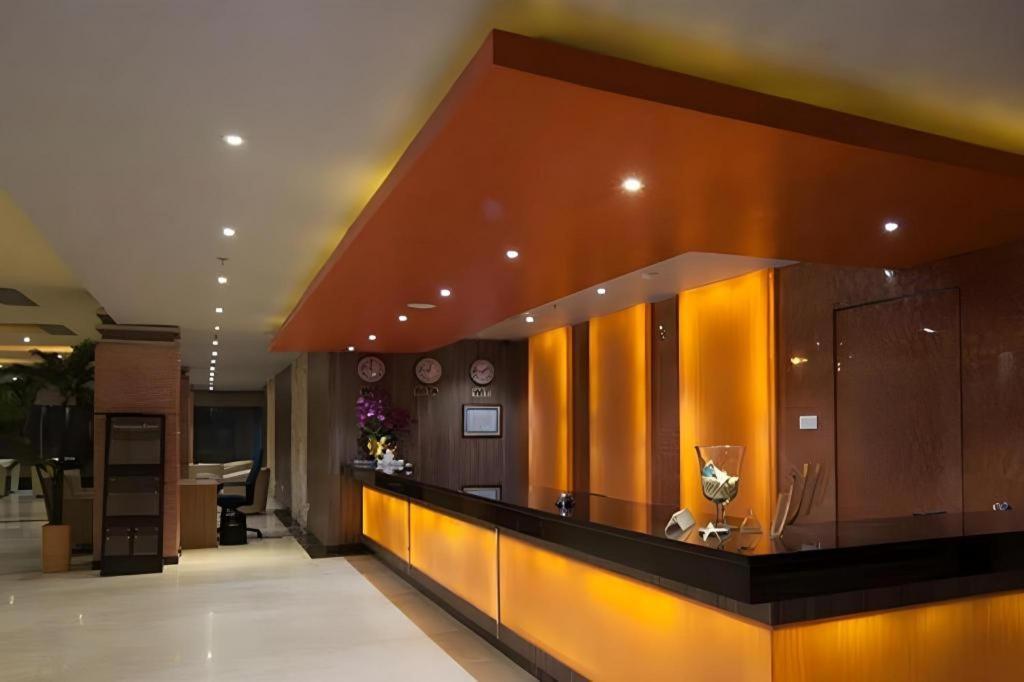 בנג'ארמאסין Aria Barito Hotel מראה חיצוני תמונה