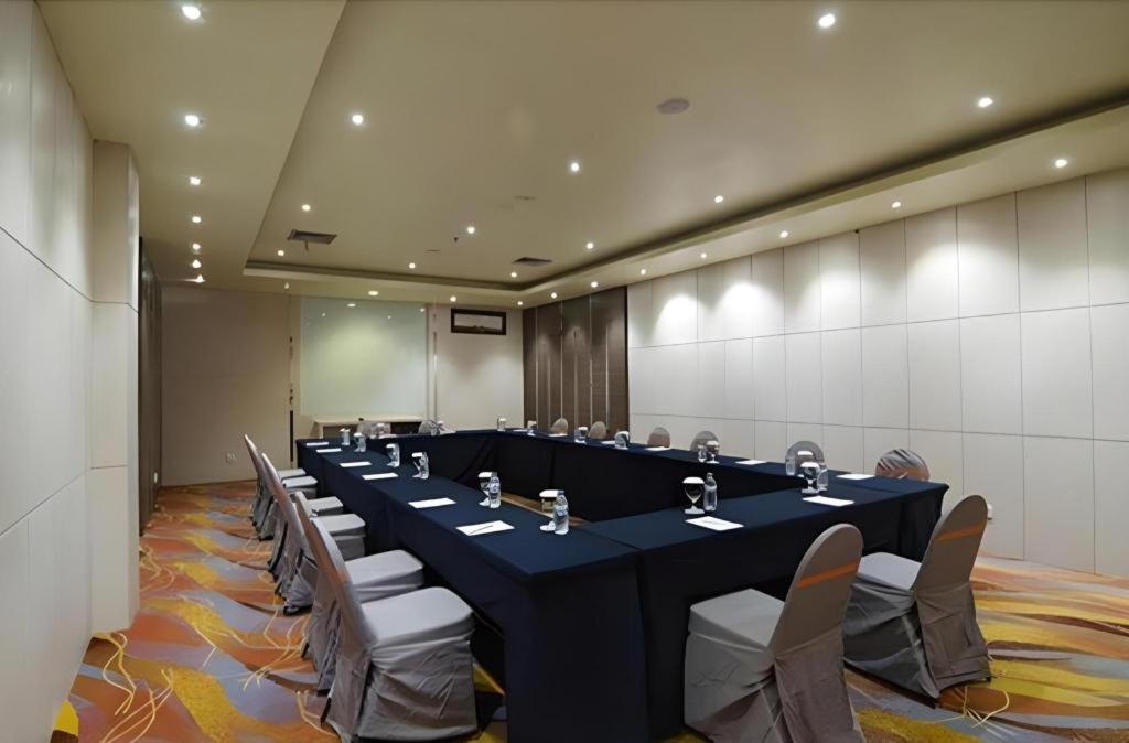 בנג'ארמאסין Aria Barito Hotel מראה חיצוני תמונה