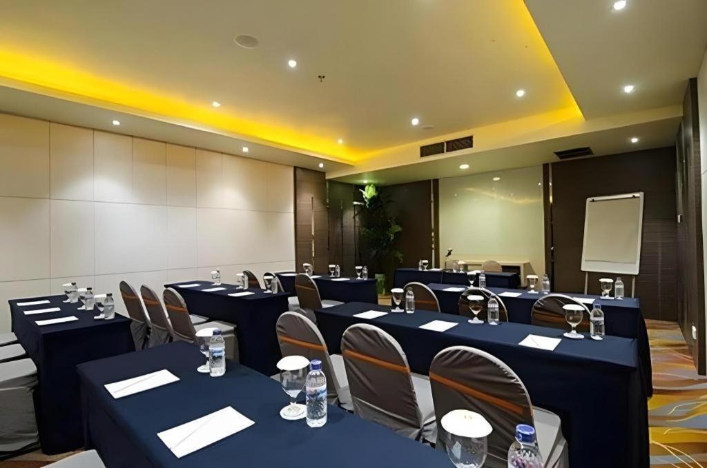 בנג'ארמאסין Aria Barito Hotel מראה חיצוני תמונה