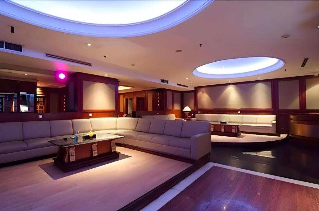 בנג'ארמאסין Aria Barito Hotel מראה חיצוני תמונה