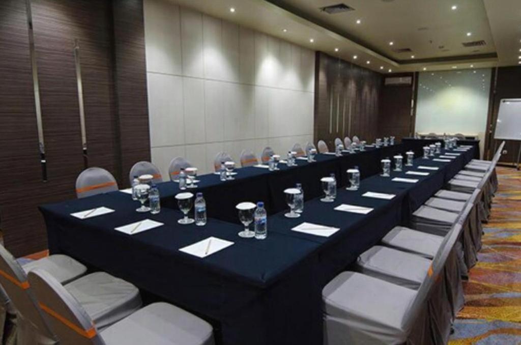 בנג'ארמאסין Aria Barito Hotel מראה חיצוני תמונה