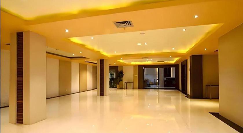 בנג'ארמאסין Aria Barito Hotel מראה חיצוני תמונה