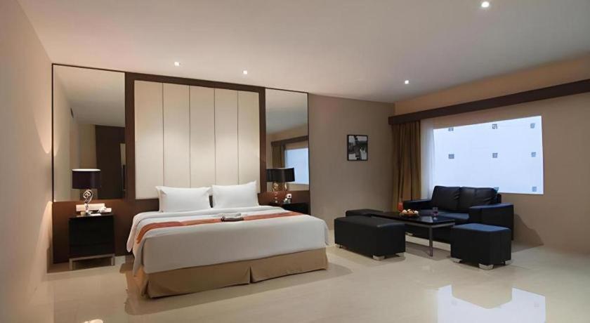 בנג'ארמאסין Aria Barito Hotel מראה חיצוני תמונה