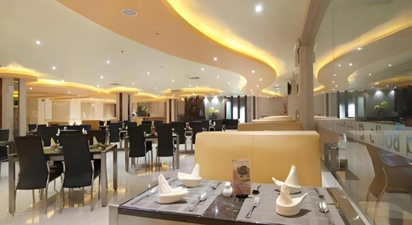 בנג'ארמאסין Aria Barito Hotel מראה חיצוני תמונה