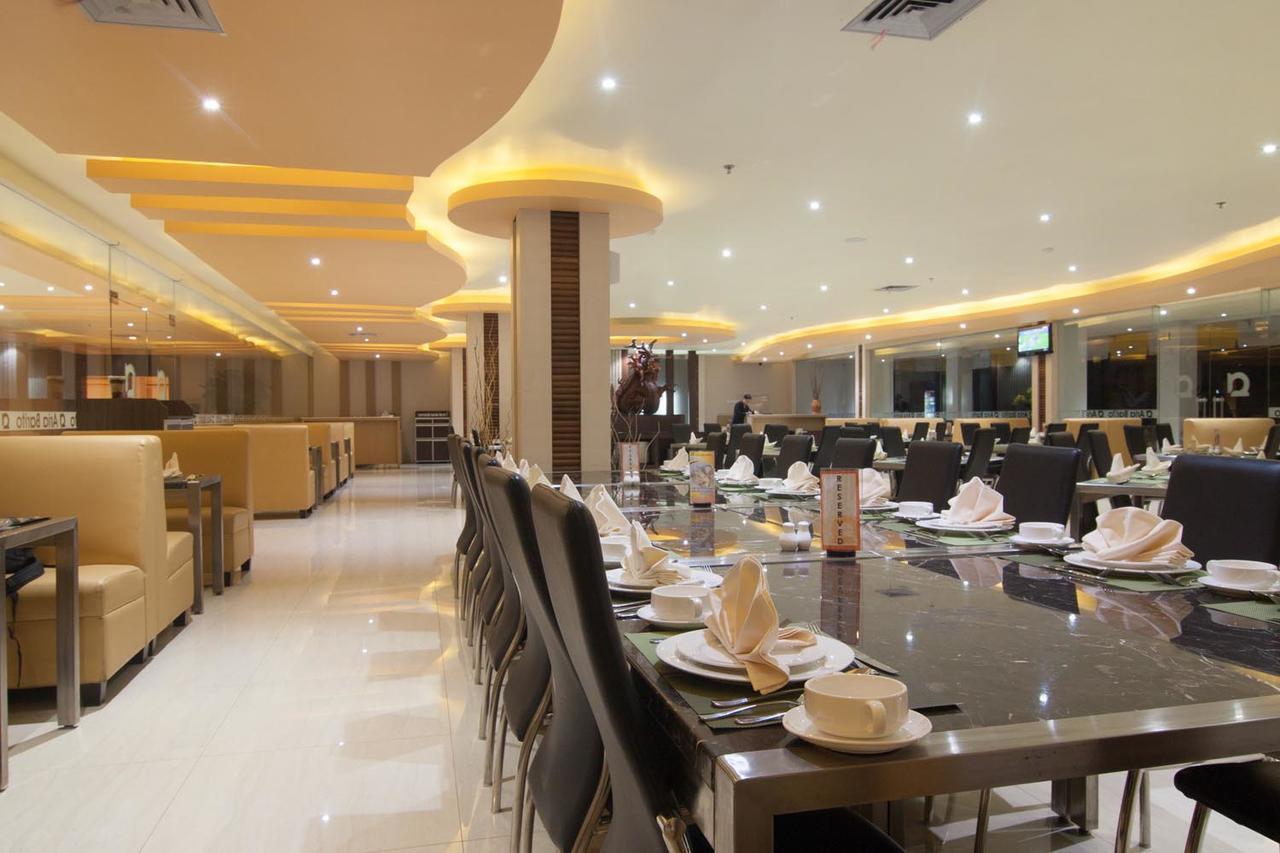 בנג'ארמאסין Aria Barito Hotel מראה חיצוני תמונה